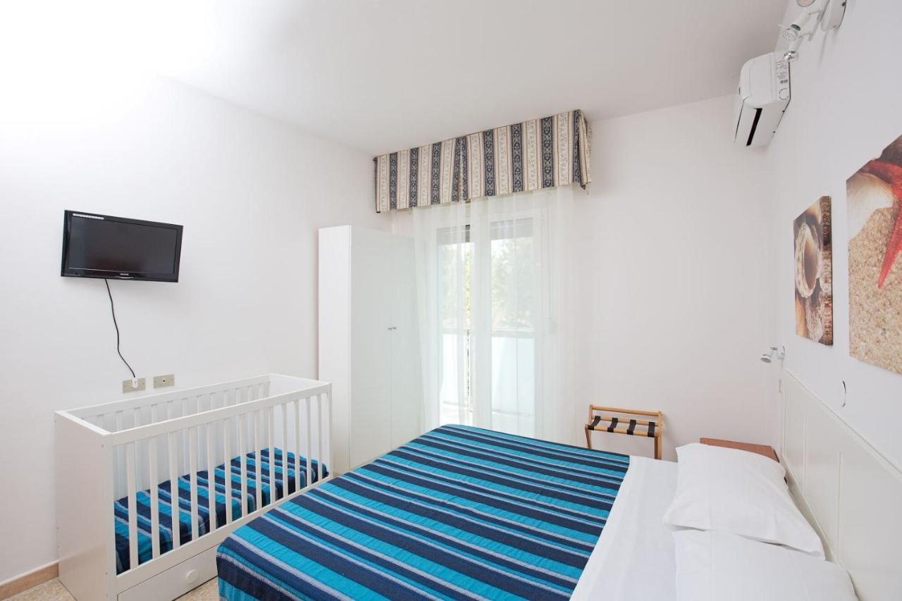 Hotel Helios Riccione Eksteriør billede
