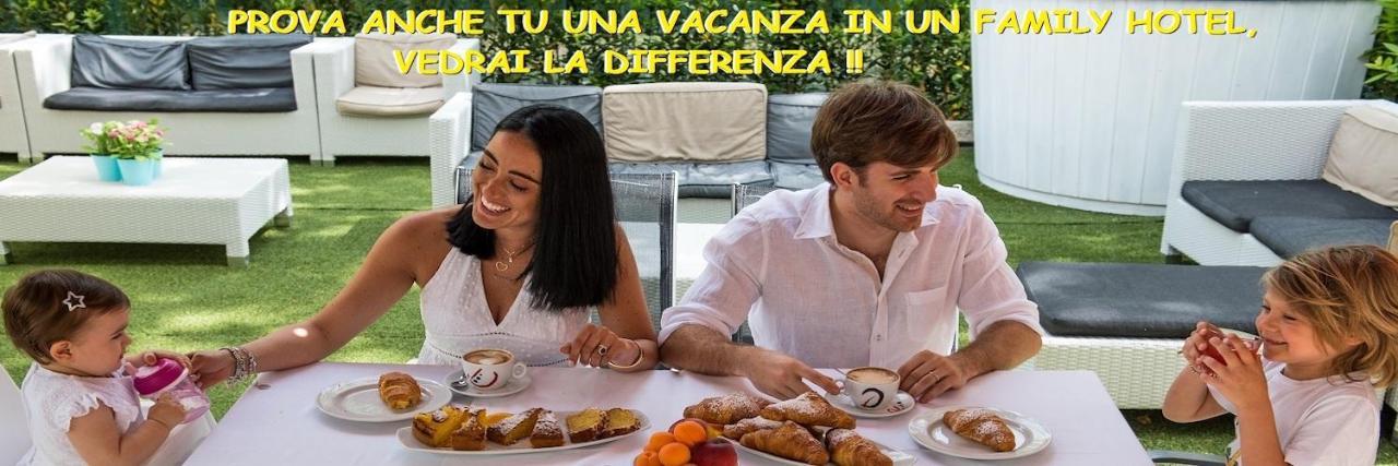 Hotel Helios Riccione Eksteriør billede